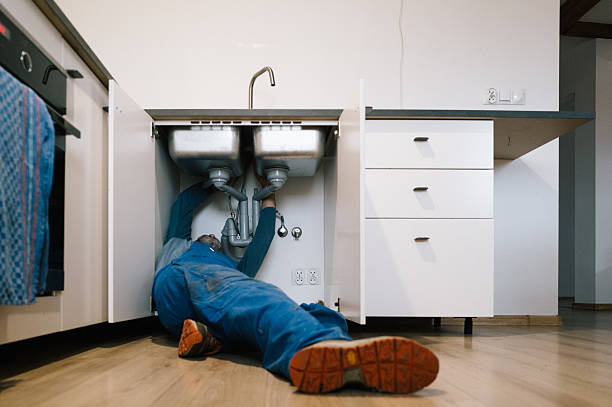Professional Leak Detection technician working in La Crosse, WI